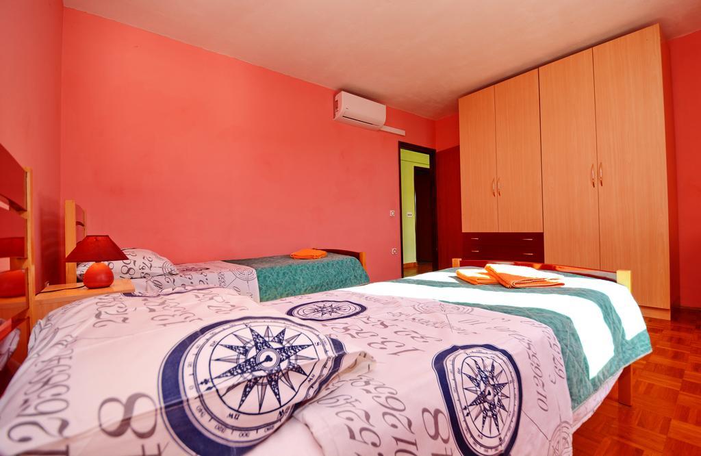 Apartments Sol Солине Экстерьер фото