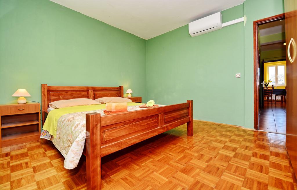 Apartments Sol Солине Экстерьер фото