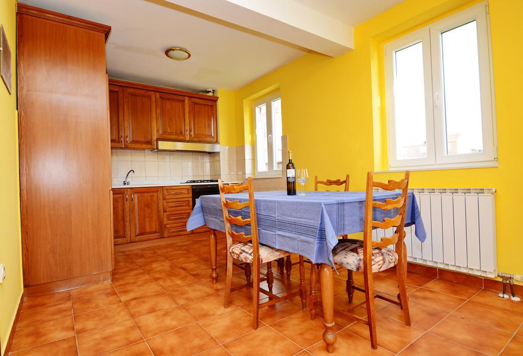 Apartments Sol Солине Экстерьер фото