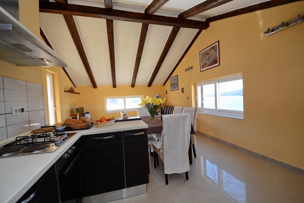 Apartments Sol Солине Экстерьер фото